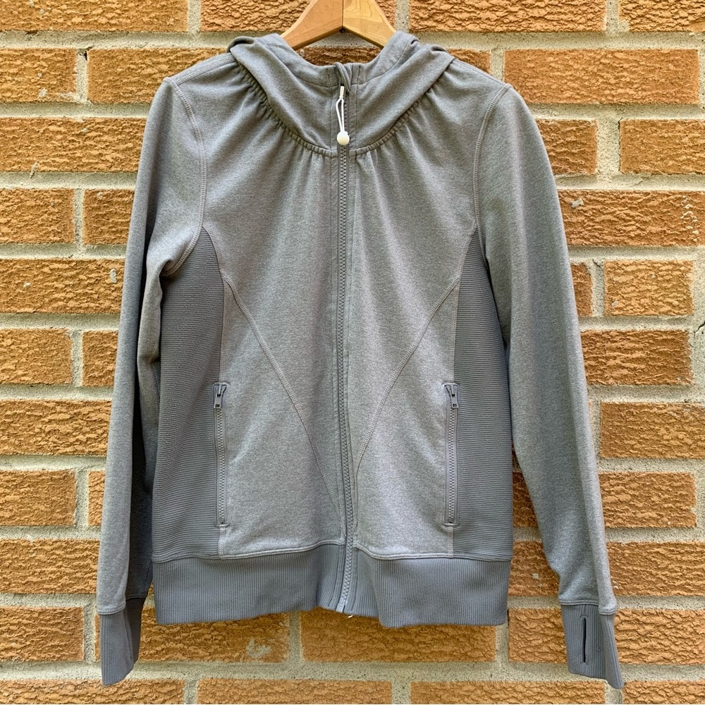 Ivivva Lululemon Girls Grey Full Zip Hoodie Longsleeve Athleisure Sweatshirt